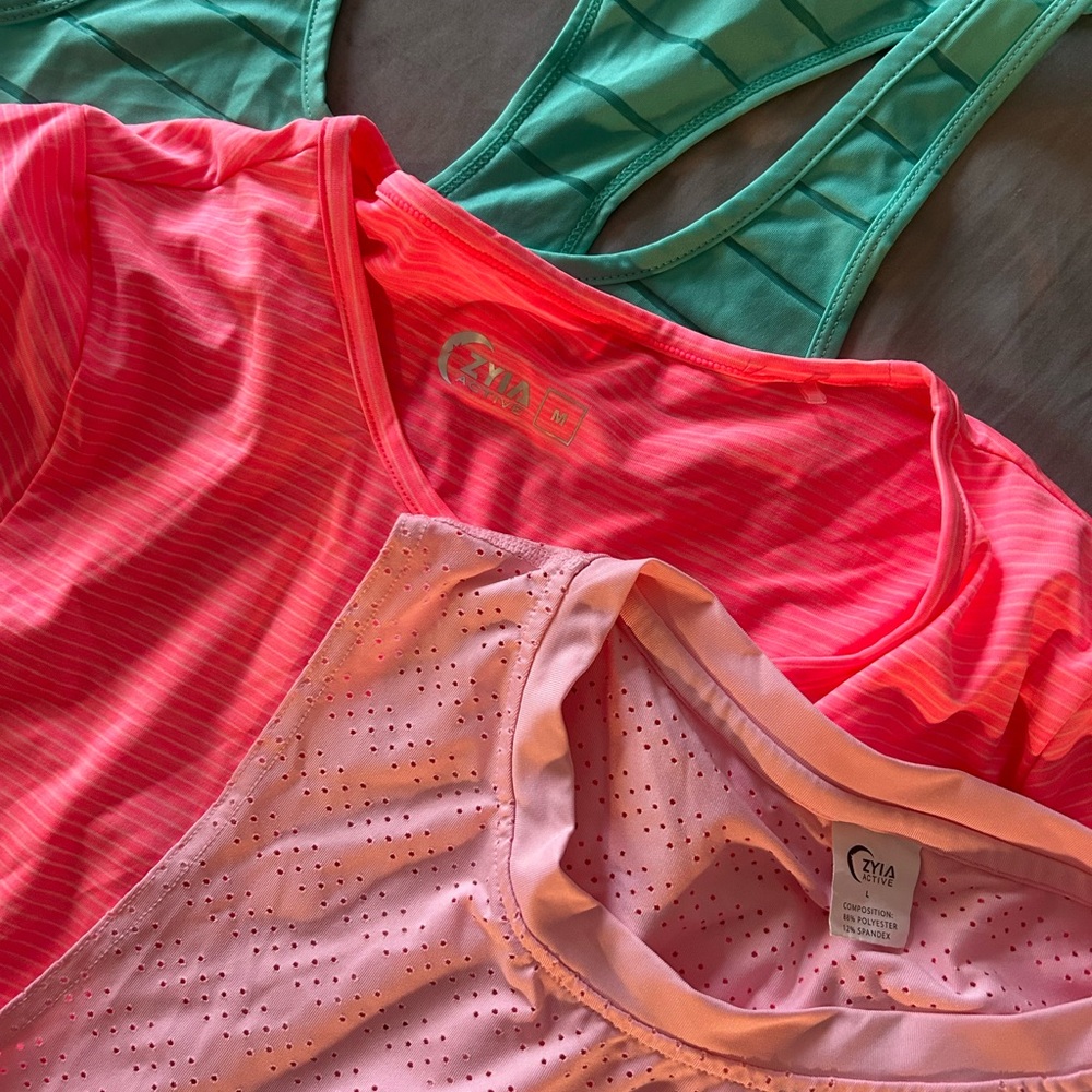 ZIYA Women's Pink/Teal/ Coral workout Set